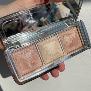 Hourglass Metallic Strobe Light Palette